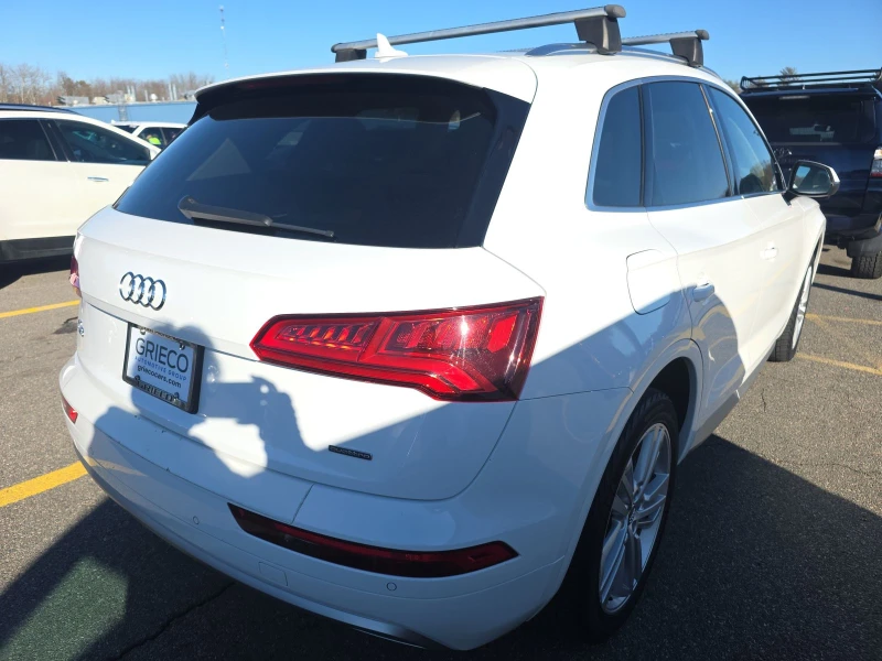 Audi Q5 2.0T* MATRIX* ДИГИТАЛНО* ТАБЛО* 360КАМЕРА* LANE* A, снимка 2 - Автомобили и джипове - 53275575