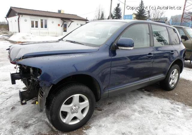 VW Touareg 2.5 tdi, снимка 7 - Автомобили и джипове - 47744578