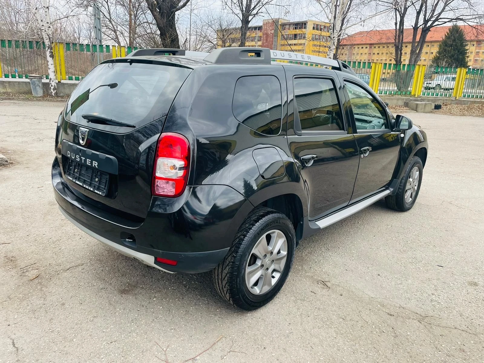 Dacia Duster 1.5DCI-КЛИМАТИК - изображение 4