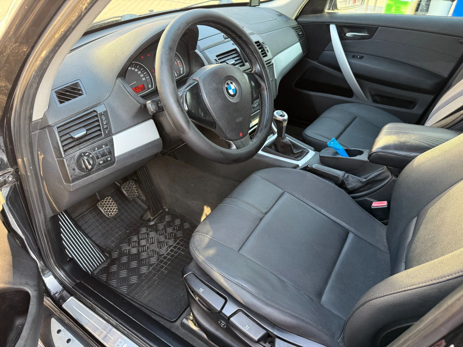 BMW X3 E83 - изображение 7