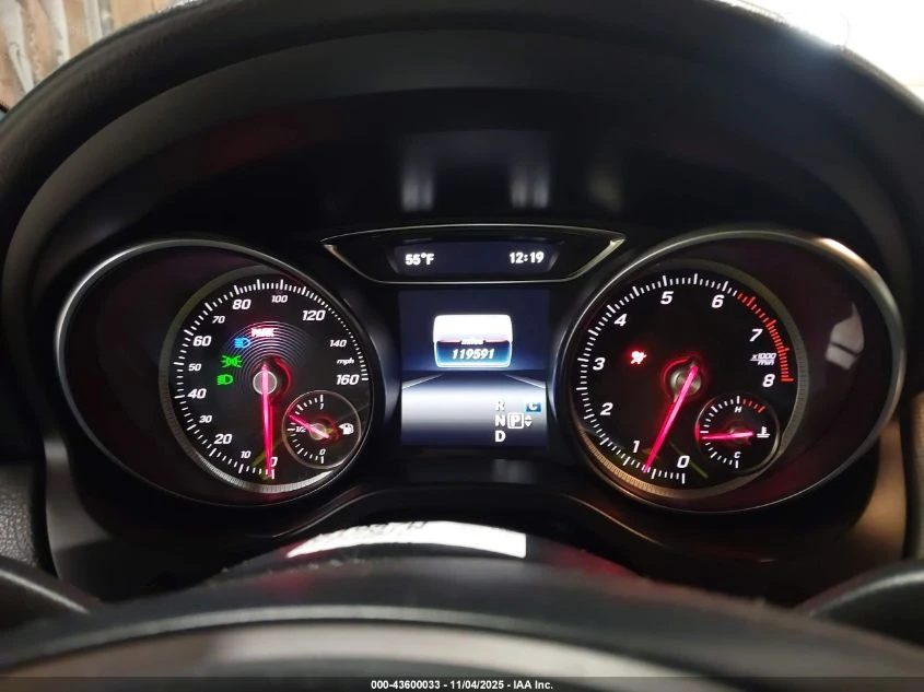 Mercedes-Benz GLA 250 2018 MERCEDES-BENZ GLA 250 4MATIC - изображение 9