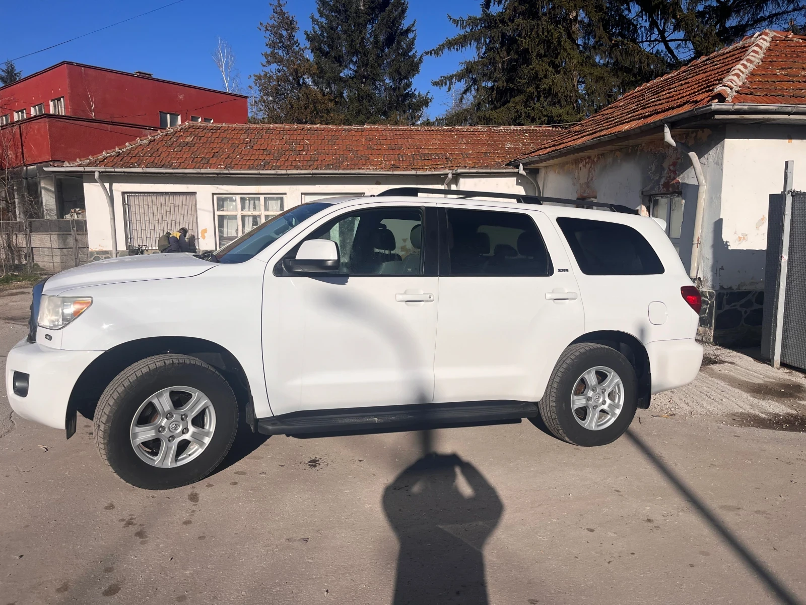 Toyota Sequoia  - изображение 4