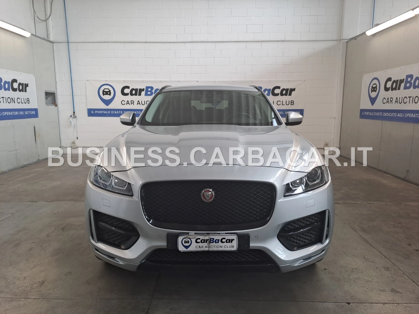 Jaguar F-PACE R-SPORT ШУМ В МОТОРА!! - изображение 2