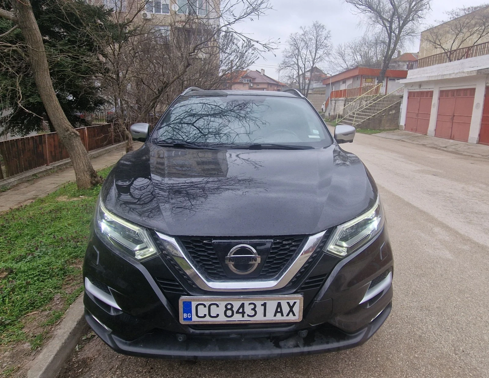 Nissan Qashqai, снимка 2 - Автомобили и джипове - 53937735