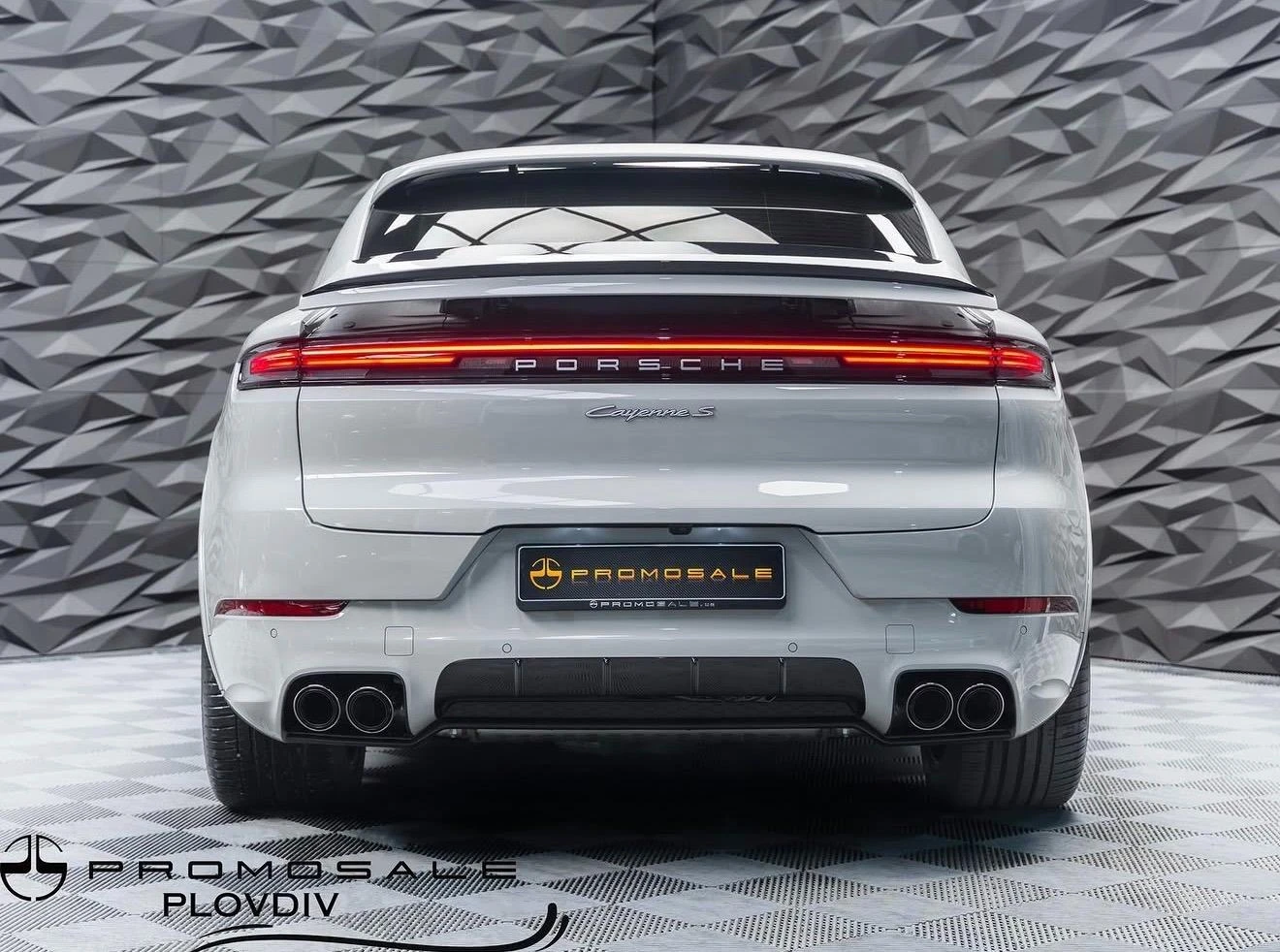 Porsche Cayenne S E-HYBRID COUPE SPORT DESIGN DUAL DISPLAY PANORAM, снимка 4 - Автомобили и джипове - 54282041