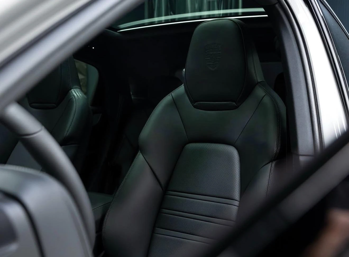 Porsche Cayenne S E-HYBRID COUPE SPORT DESIGN DUAL DISPLAY PANORAM, снимка 8 - Автомобили и джипове - 54282041