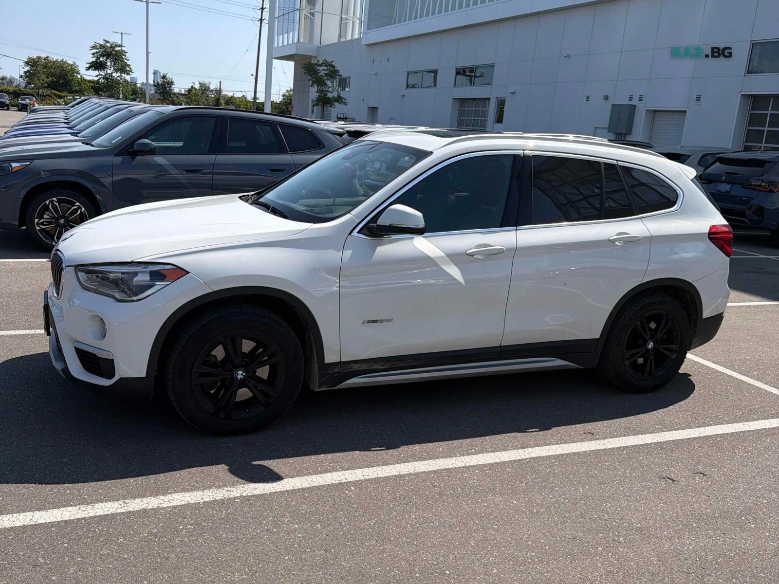 BMW X1 xDrive28i * M Pack * АвтоКредит * (ЦЕНА ДО БГ), снимка 3 - Автомобили и джипове - 55769117