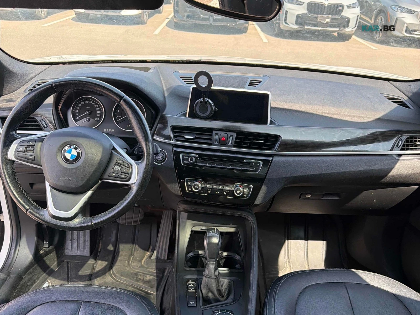 BMW X1 xDrive28i * M Pack * АвтоКредит * (ЦЕНА ДО БГ), снимка 8 - Автомобили и джипове - 55769117