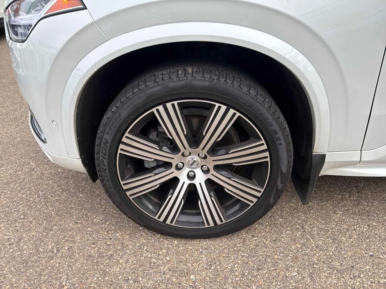 Volvo Xc90 * Ultimate Bright Theme * CARFAX * ����� �� ������ | Mobile.bg � ����������� 7