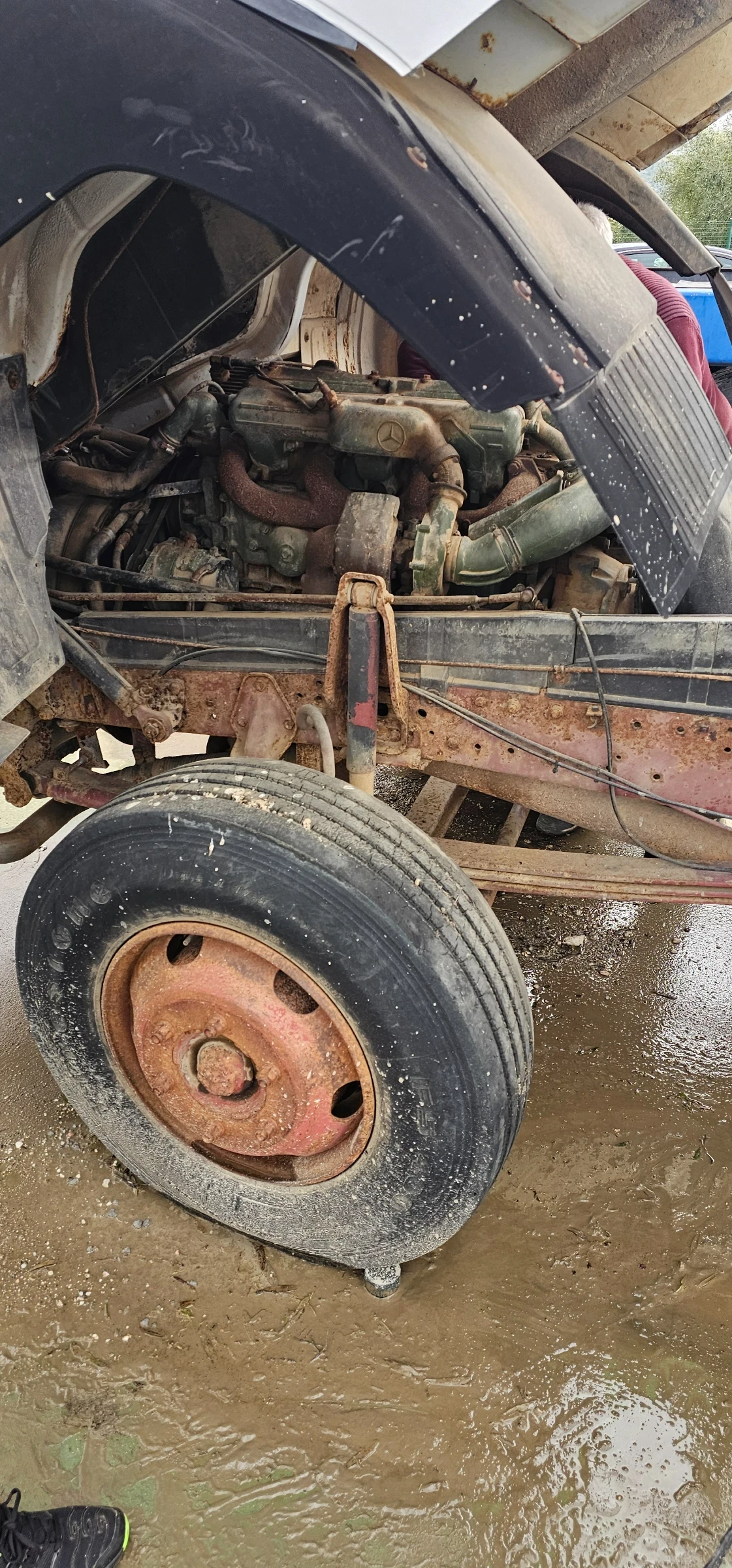 Mercedes-Benz 817 Самосвал , снимка 8 - Камиони - 54140518