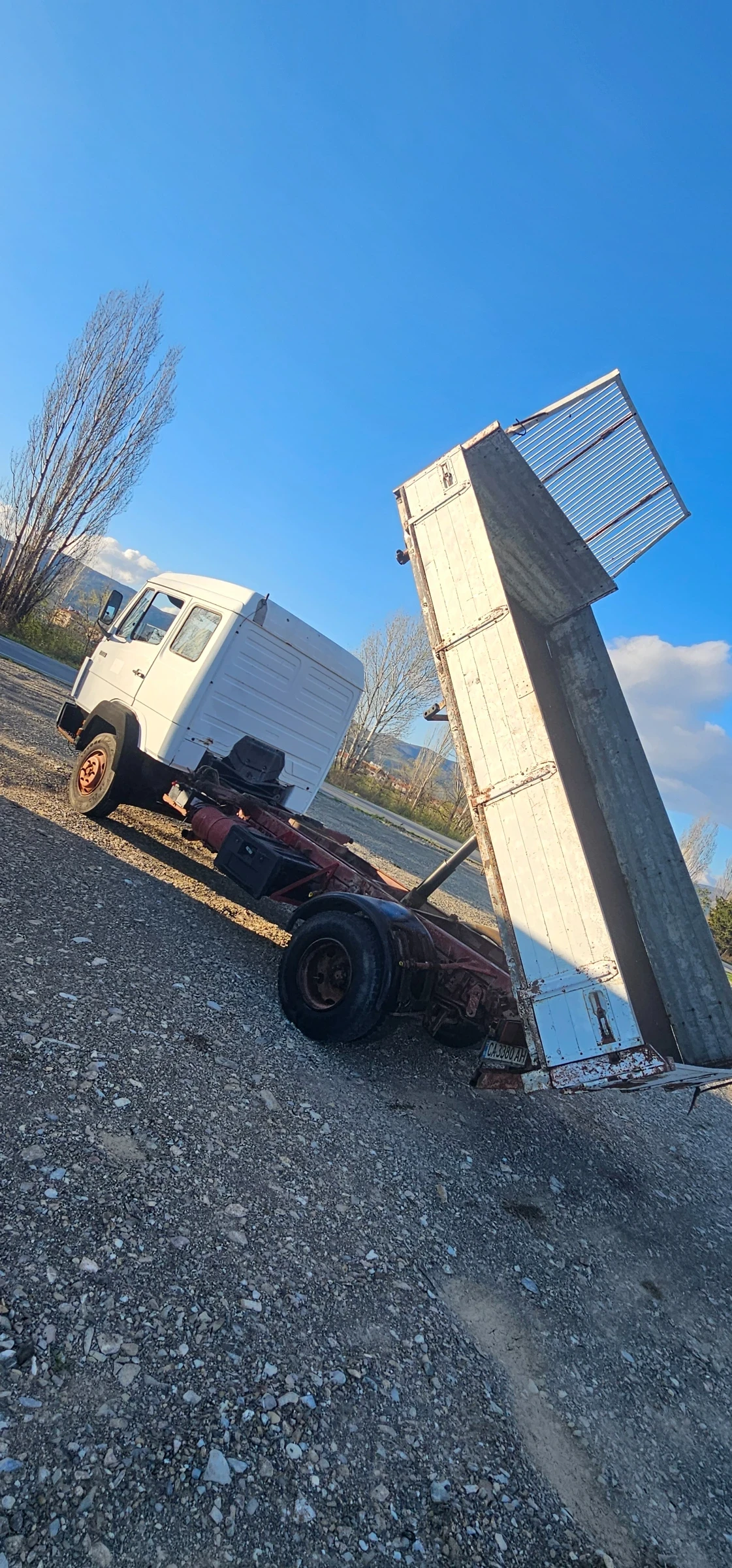 Mercedes-Benz 817 Самосвал , снимка 3 - Камиони - 54577149