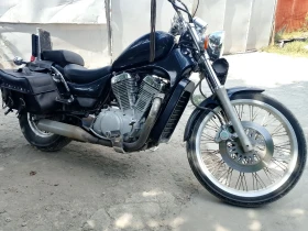     Suzuki Intruder 800  2