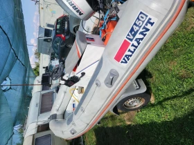 Надуваема лодка Valiant V-450, снимка 2
