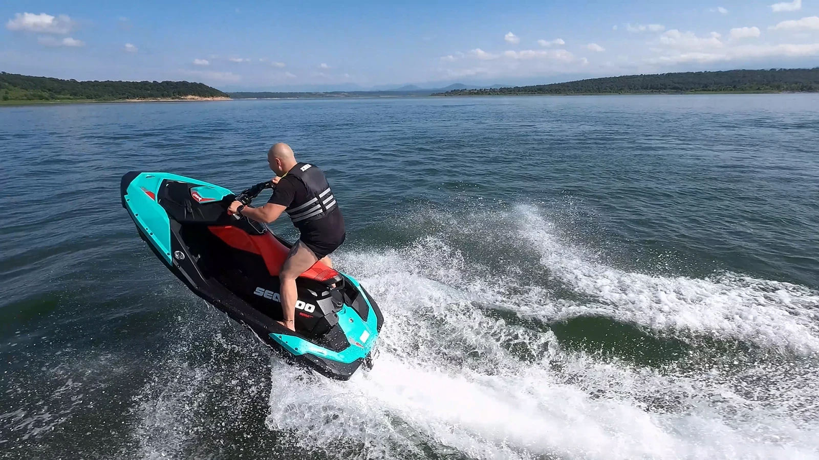 Джет Bombardier Sea Doo Spark Trixx 2018 - изображение 4