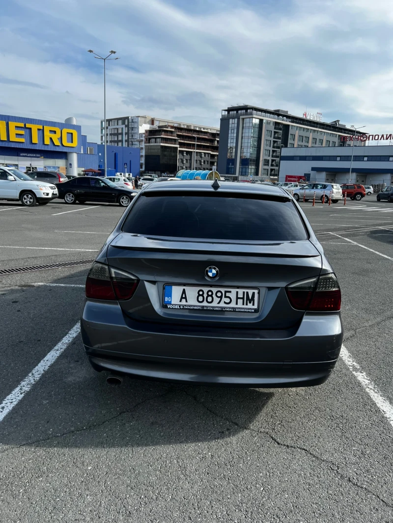 BMW 320, снимка 6 - Автомобили и джипове - 47891437