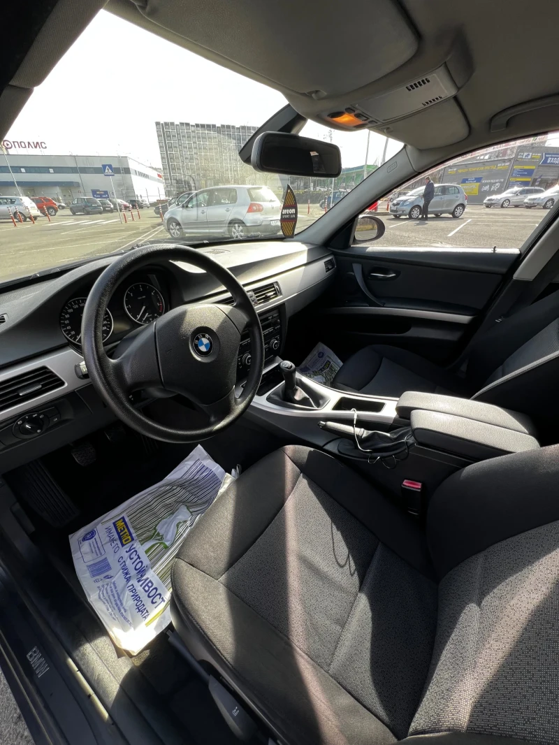 BMW 320, снимка 13 - Автомобили и джипове - 47891437