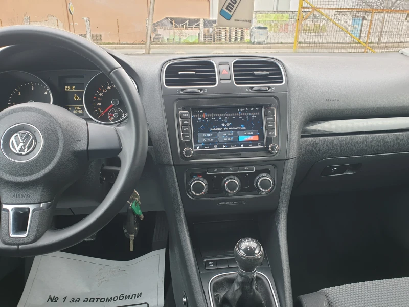 VW Golf TDI NAVI, снимка 8 - Автомобили и джипове - 48226691