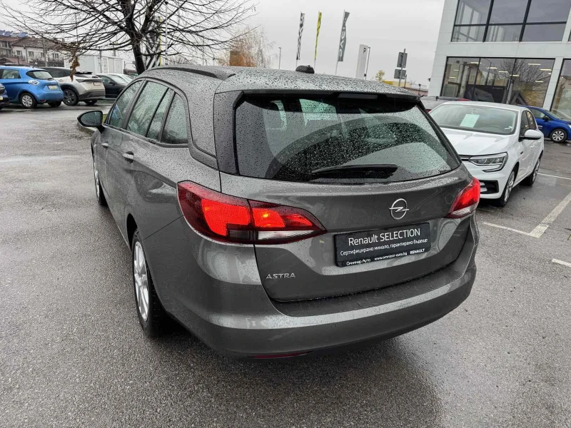 Opel Astra 1.5CDTI, снимка 4 - Автомобили и джипове - 52564857