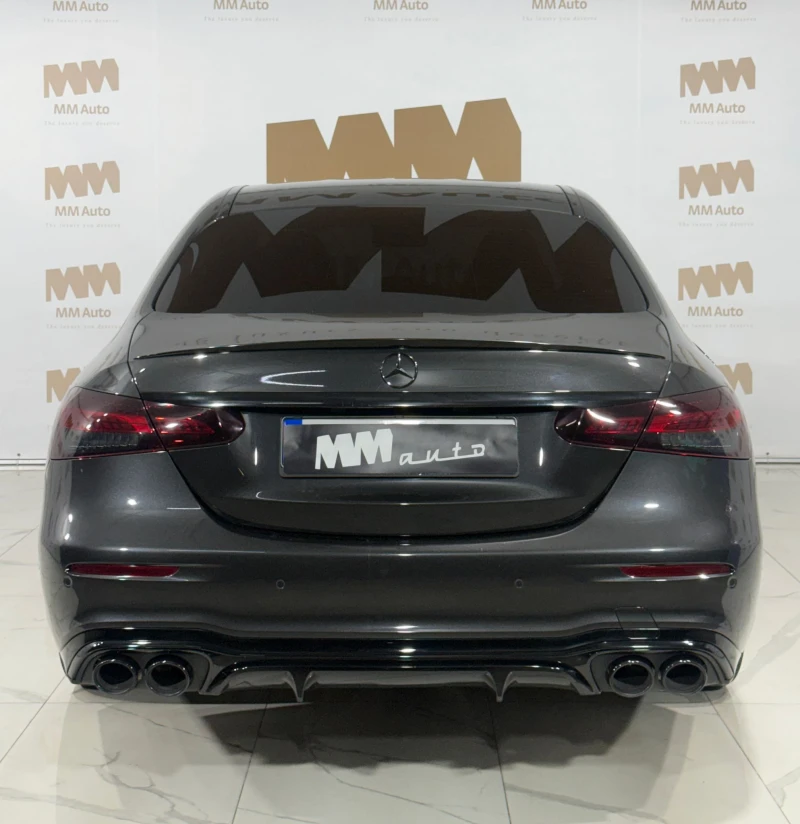 Mercedes-Benz E 53 AMG Sport Seats* Pano* Burmester* 360* DistronicPLUS, снимка 5 - Автомобили и джипове - 53445272