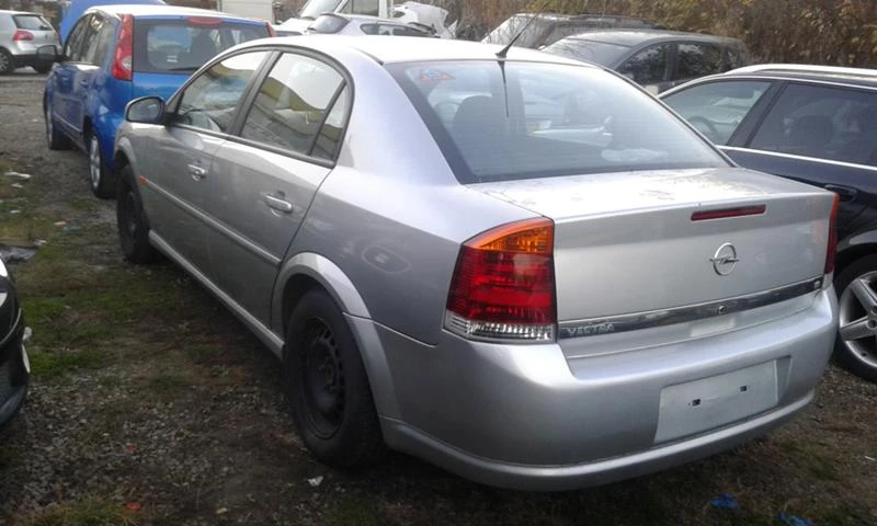 Opel Vectra 1.8i - изображение 3