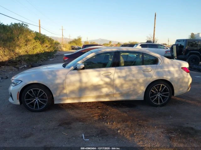 BMW 330 * XDrive* КОЖА* ПОДГРЕВ* ЛЕД* , снимка 12 - Автомобили и джипове - 53580321