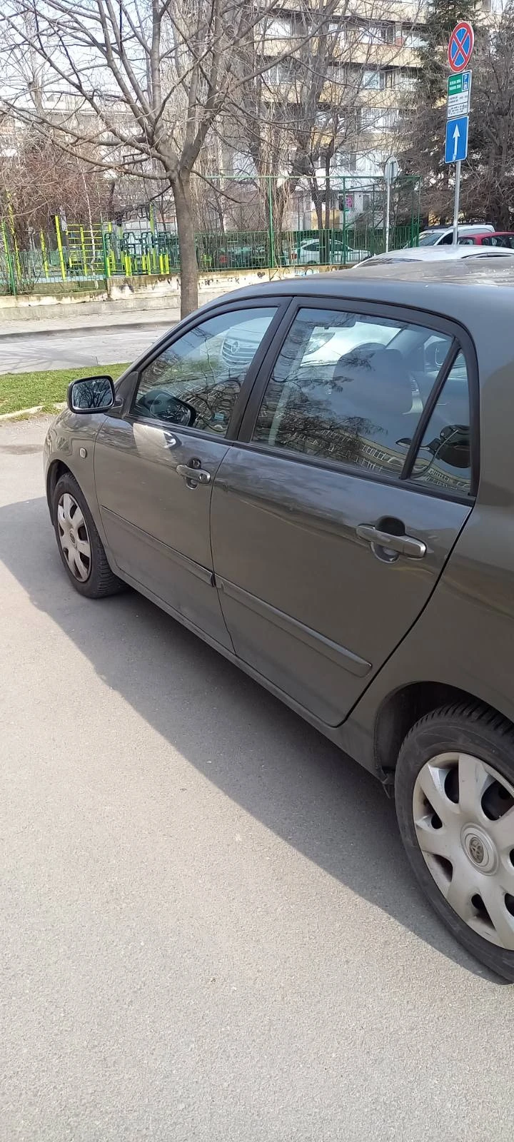 Toyota Corolla, снимка 13 - Автомобили и джипове - 53694594