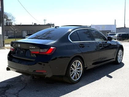 BMW 330 XDRIVE* FACE* ПОДГРЕВ* КАМЕРА* ШИБИДАХ* КЕЙЛЕС, снимка 3 - Автомобили и джипове - 54563290