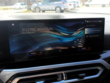 BMW 330 XDRIVE* FACE* ПОДГРЕВ* КАМЕРА* ШИБИДАХ* КЕЙЛЕС, снимка 12 - Автомобили и джипове - 54563290