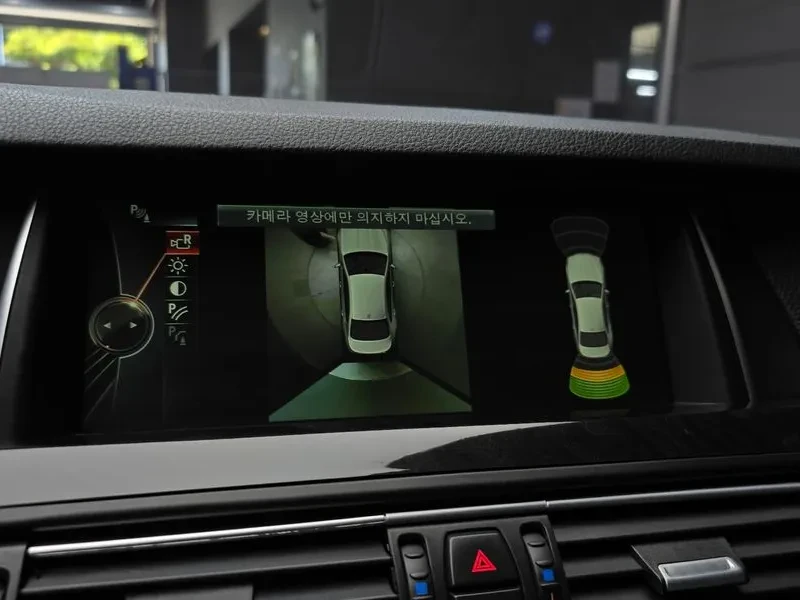 BMW 520, снимка 14 - Автомобили и джипове - 54591187
