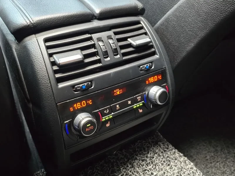 BMW 520, снимка 17 - Автомобили и джипове - 54591187