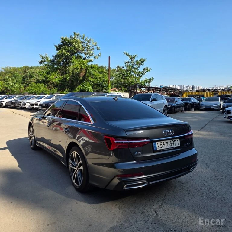 Audi A6 45TFSI* MATRIX* S* LINE* ОБДУХВАНЕ* ХЕДЪП* LANE* A, снимка 4 - Автомобили и джипове - 55538016