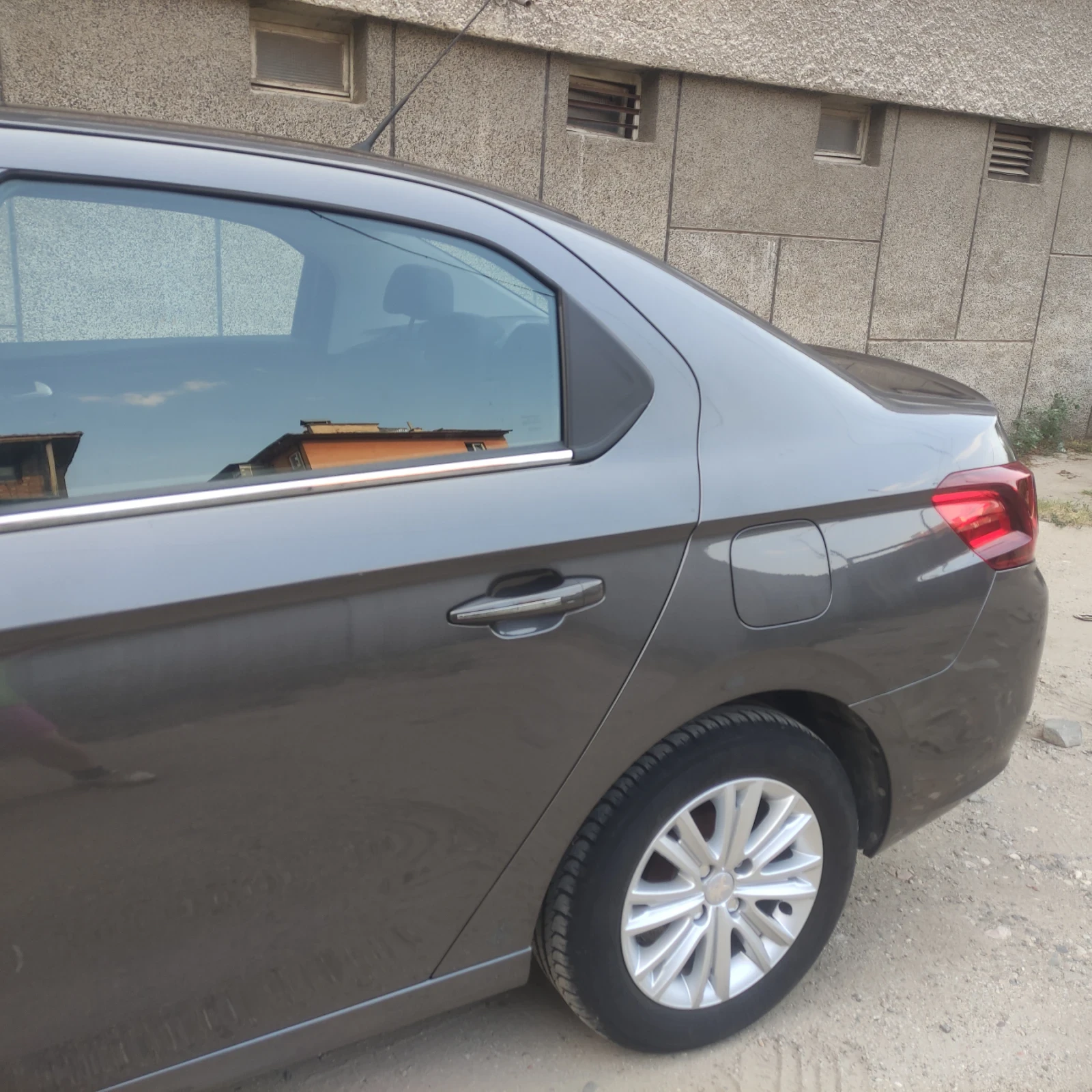 Peugeot 301  - изображение 6