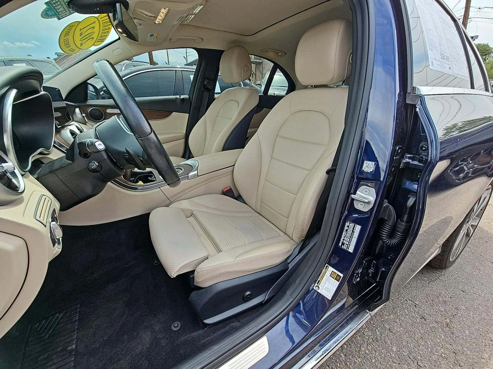 Mercedes-Benz C 300 * 4MATIC * CARFAX * ЦЕНА ДО БЪЛГАРИЯ - изображение 5