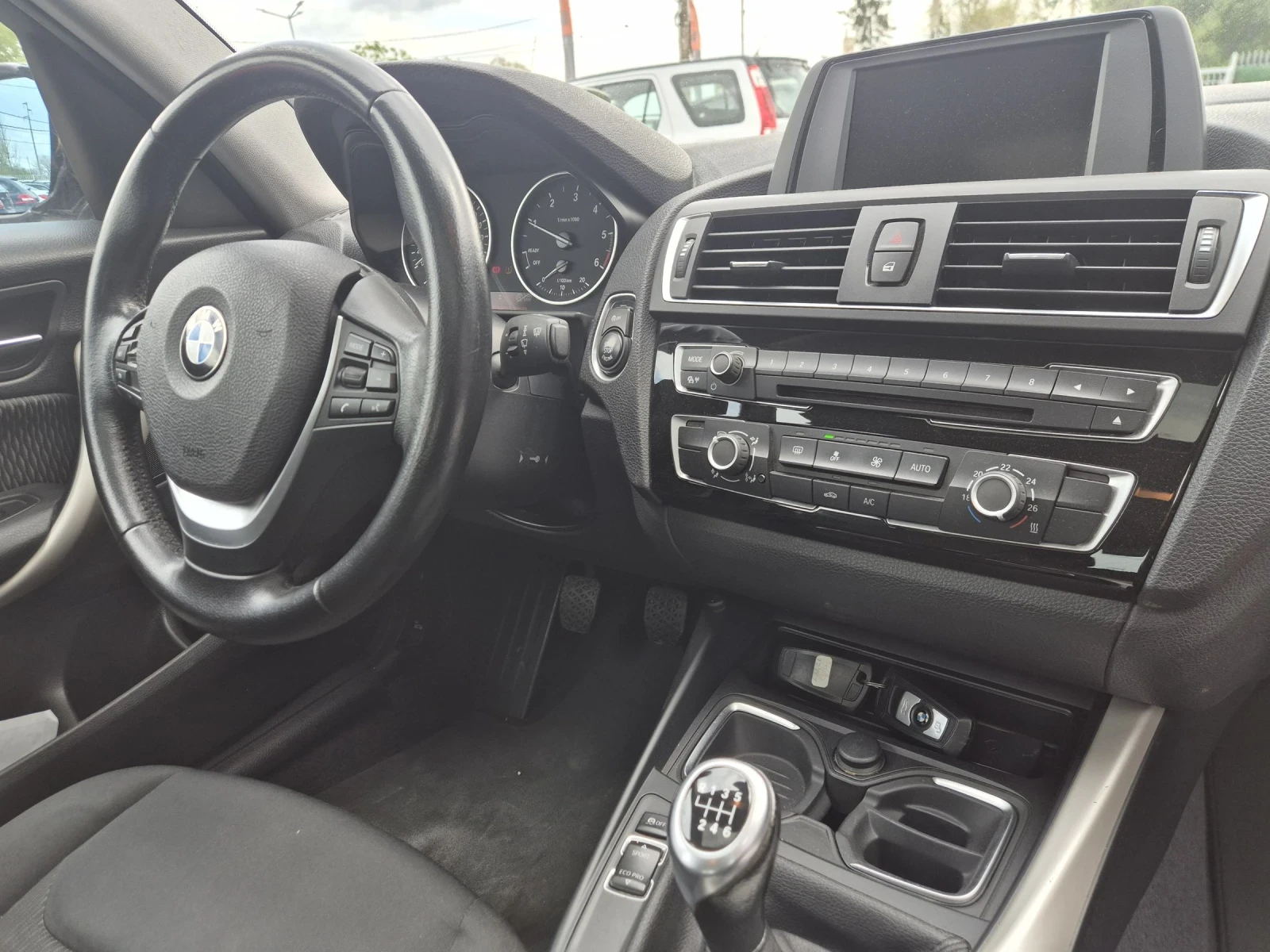 BMW 116 D, снимка 13 - Автомобили и джипове - 52104477