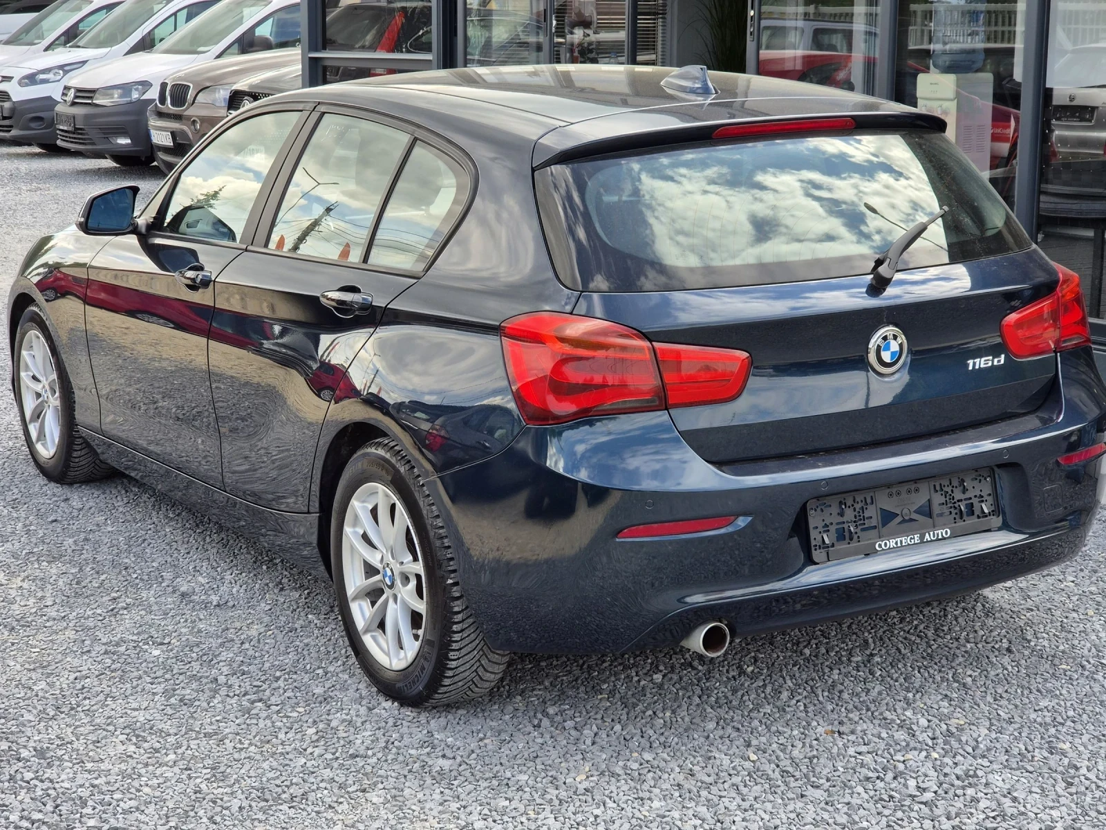 BMW 116 D, снимка 5 - Автомобили и джипове - 52104477