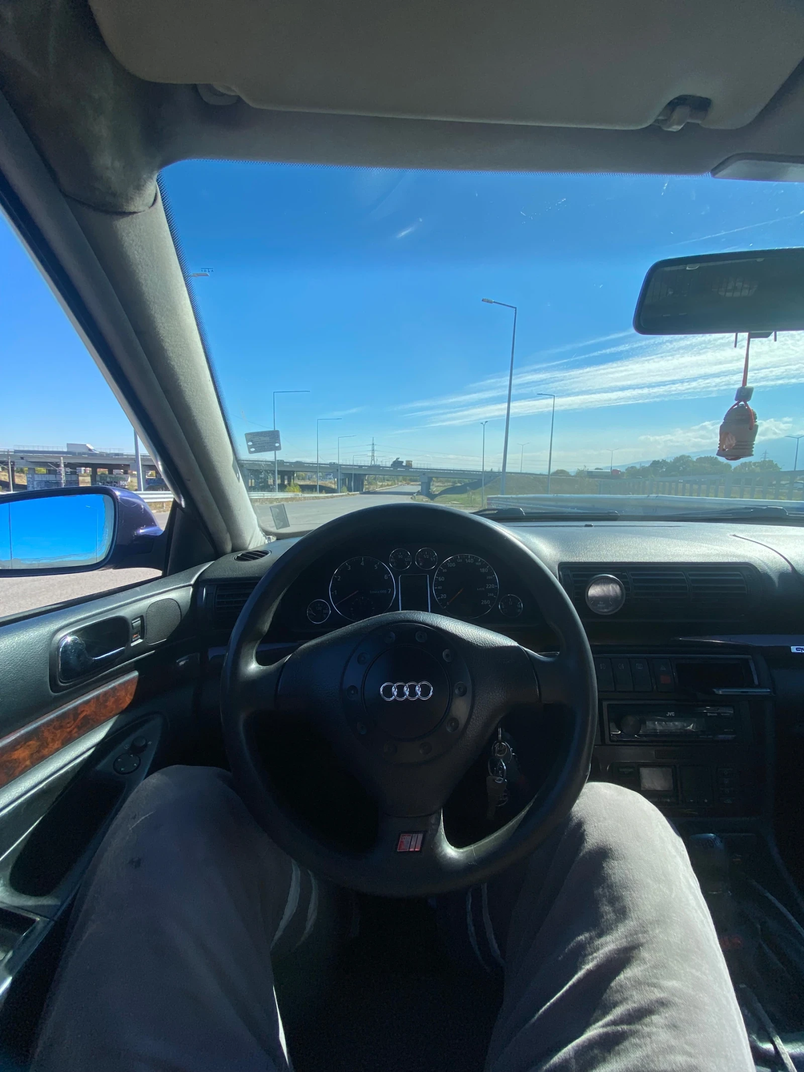 Audi A4  - изображение 7