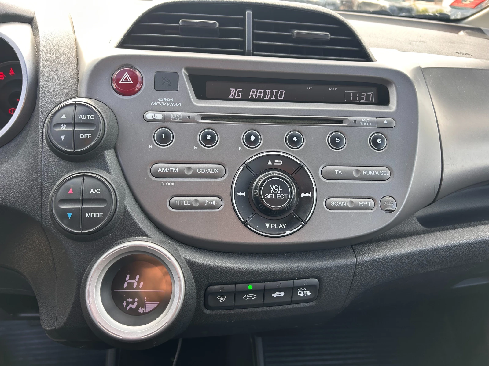 Honda Jazz 1.4i EURO 5 | Mobile.bg � ����������� 12