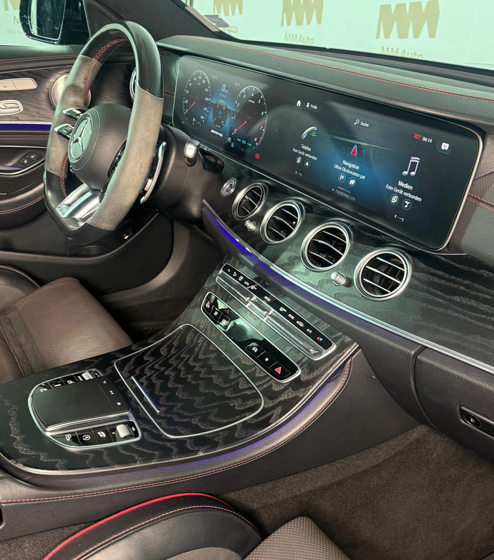 Mercedes-Benz E 53 AMG Sport Seats* Pano* Burmester* 360* DistronicPLUS - изображение 10