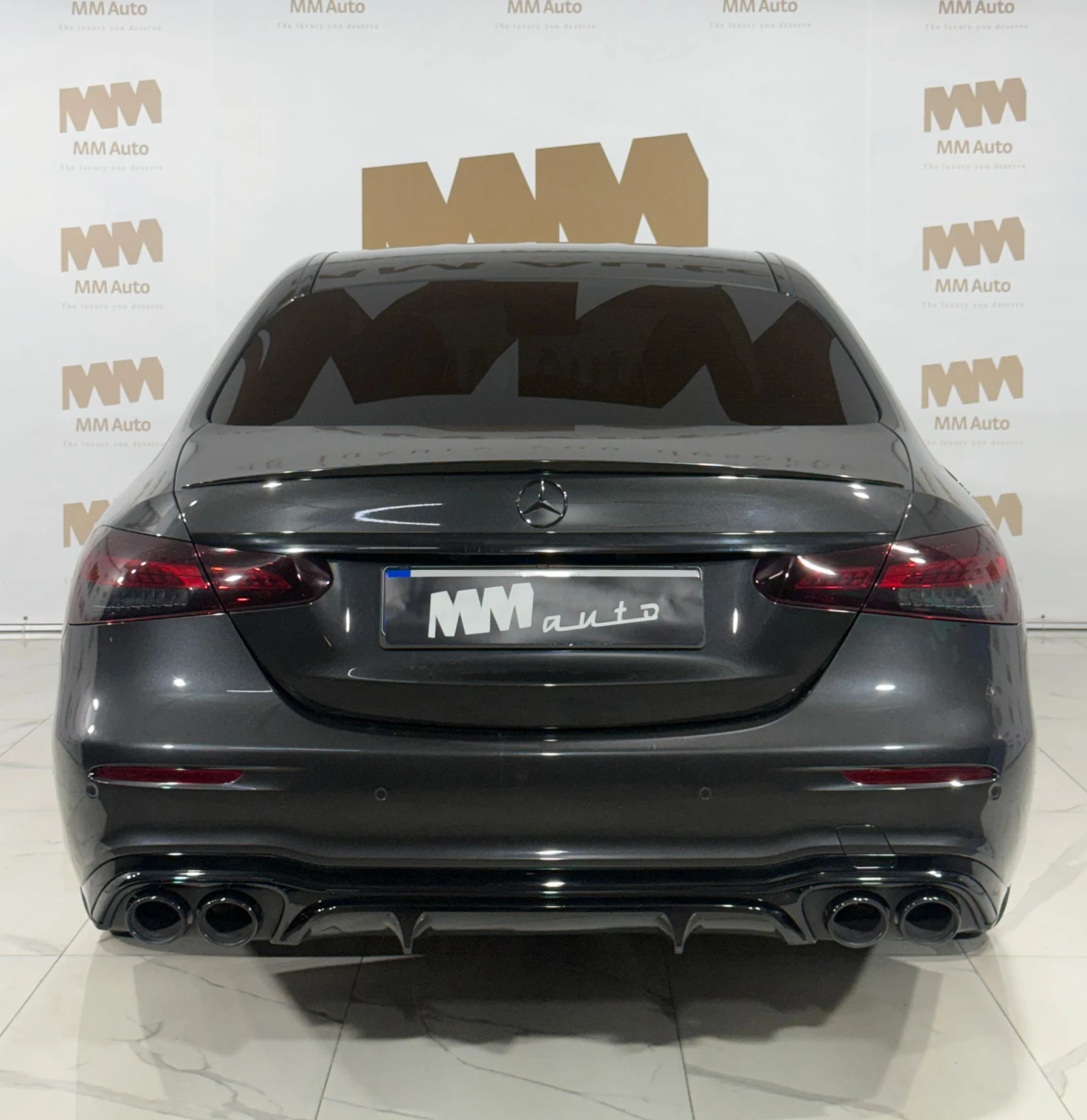 Mercedes-Benz E 53 AMG Sport Seats* Pano* Burmester* 360* DistronicPLUS - изображение 5