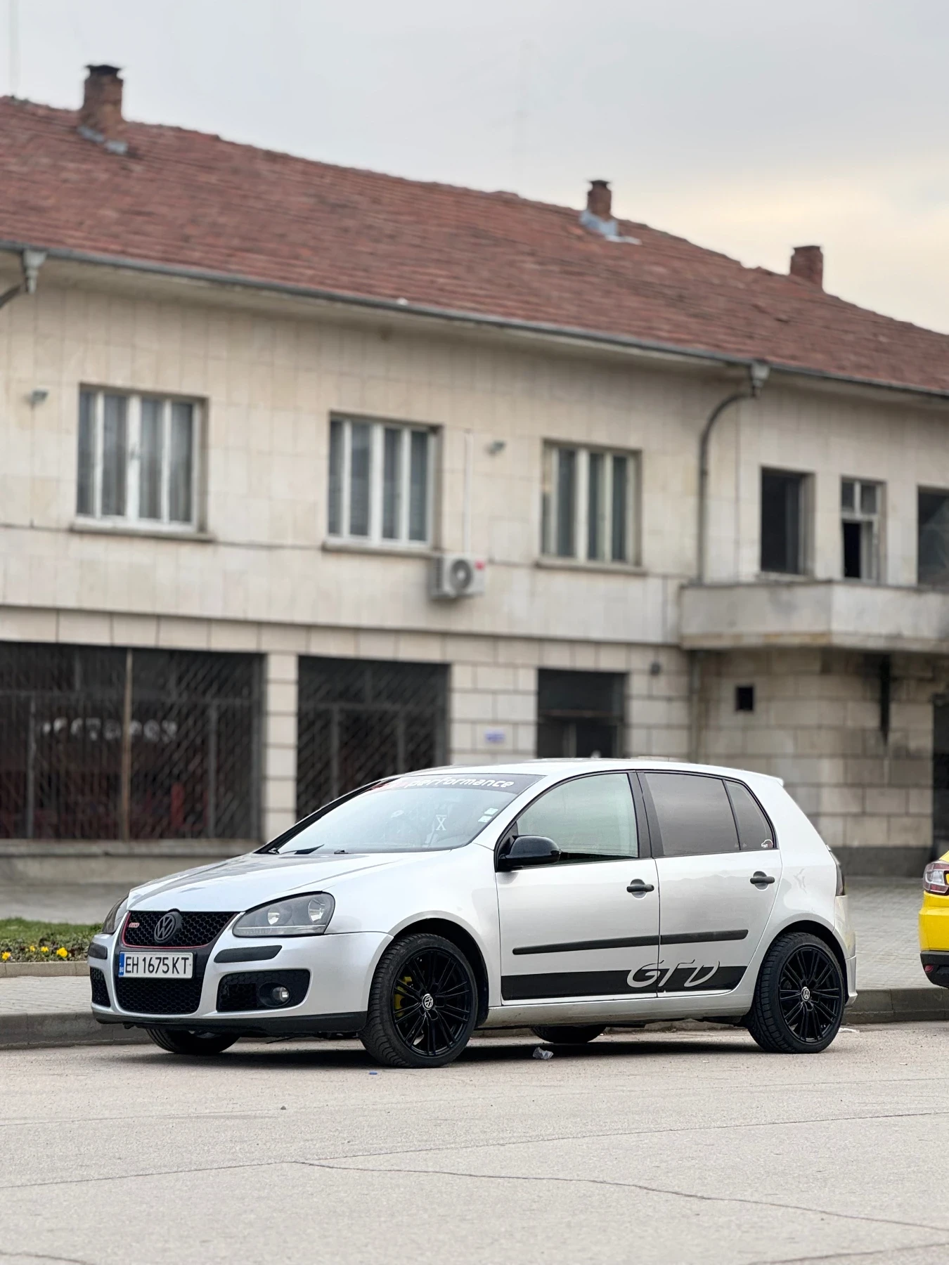 VW Golf, снимка 4 - Автомобили и джипове - 53978491