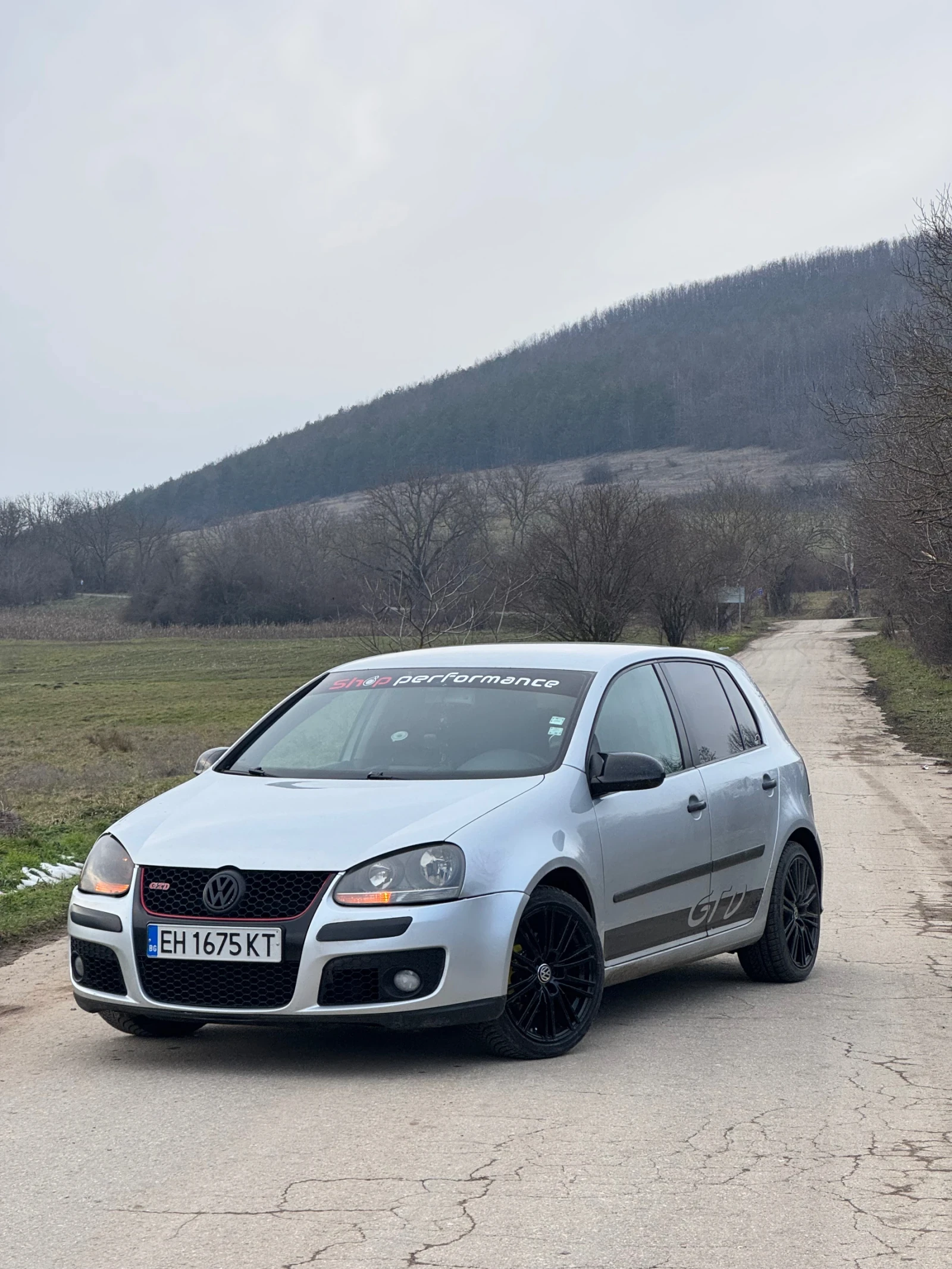 VW Golf, снимка 2 - Автомобили и джипове - 53978491