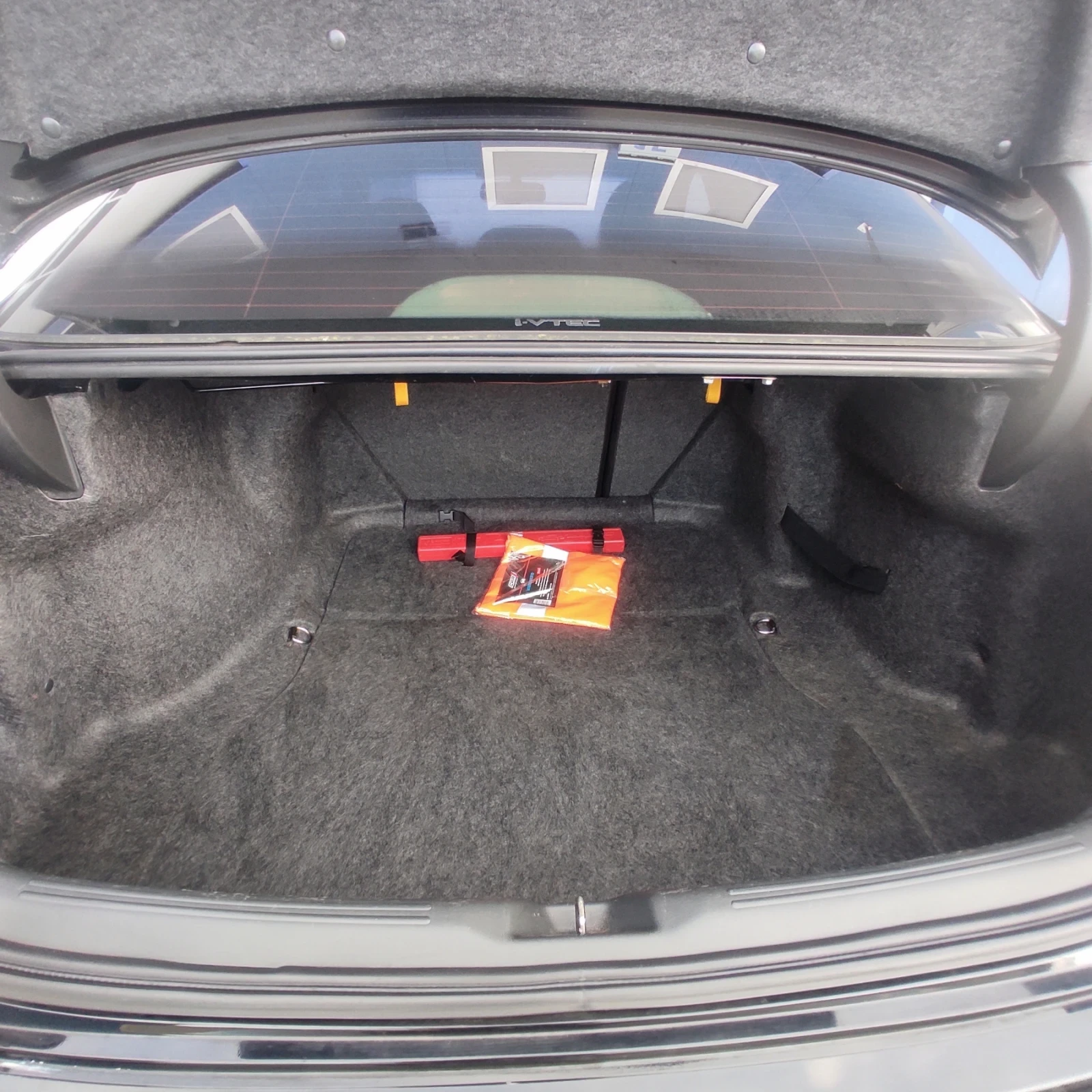 Honda Accord iVtec, снимка 13 - Автомобили и джипове - 54143359