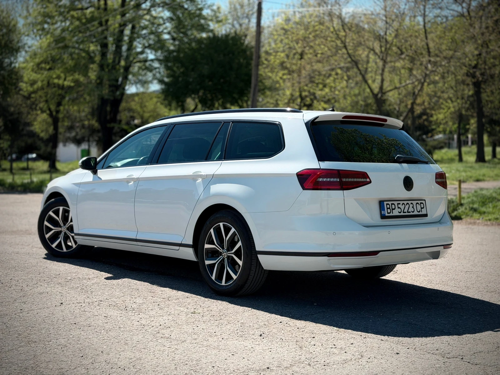 VW Passat, снимка 6 - Автомобили и джипове - 54301994