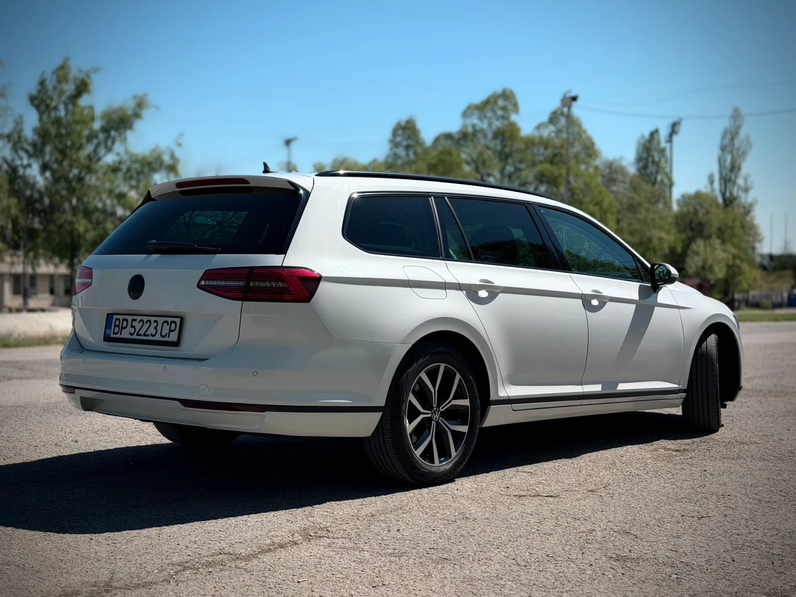 VW Passat, снимка 7 - Автомобили и джипове - 54301994