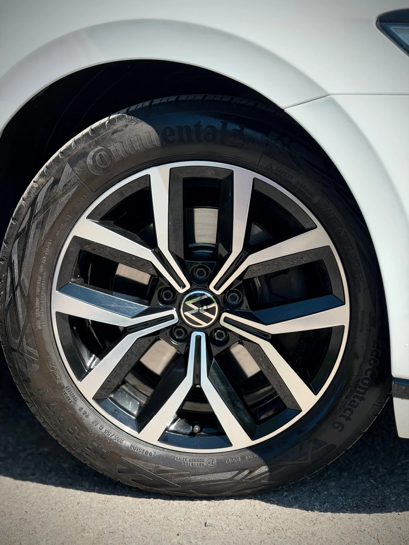 VW Passat, снимка 13 - Автомобили и джипове - 54301994