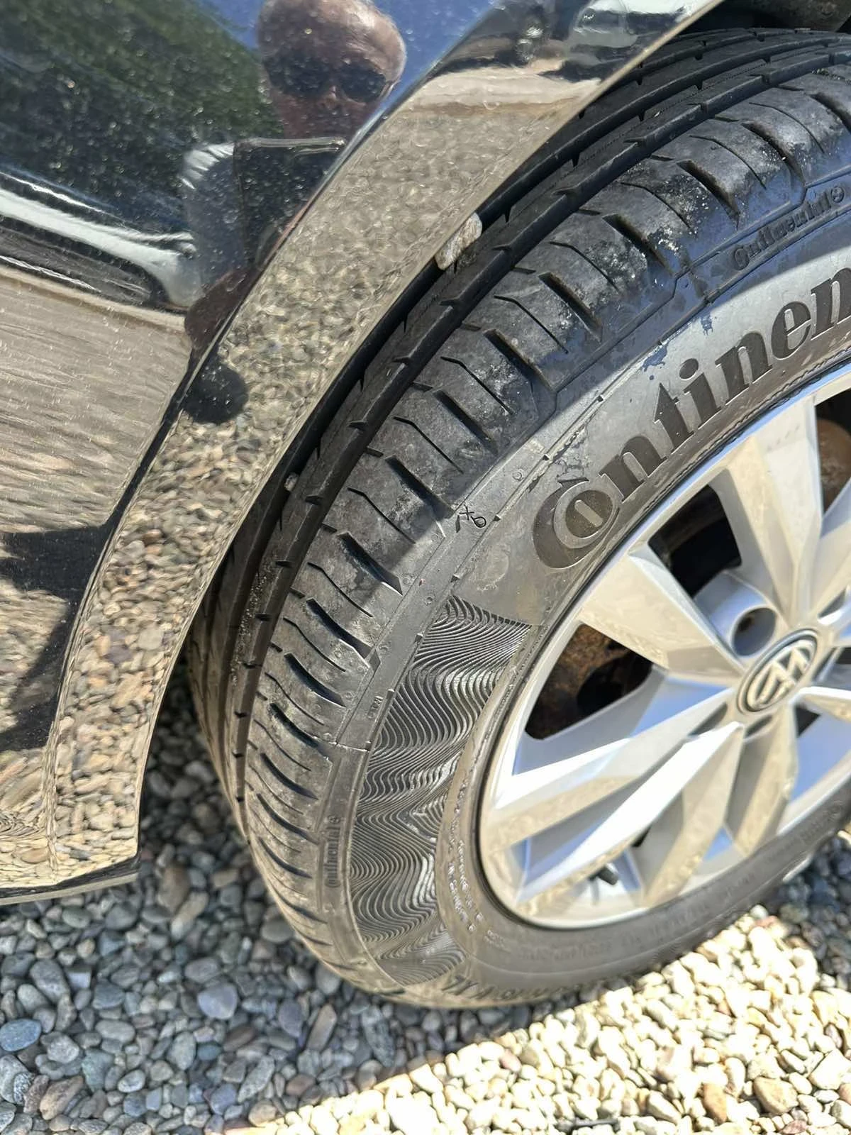 VW Touran 1.9 TDI, снимка 15 - Автомобили и джипове - 54805541