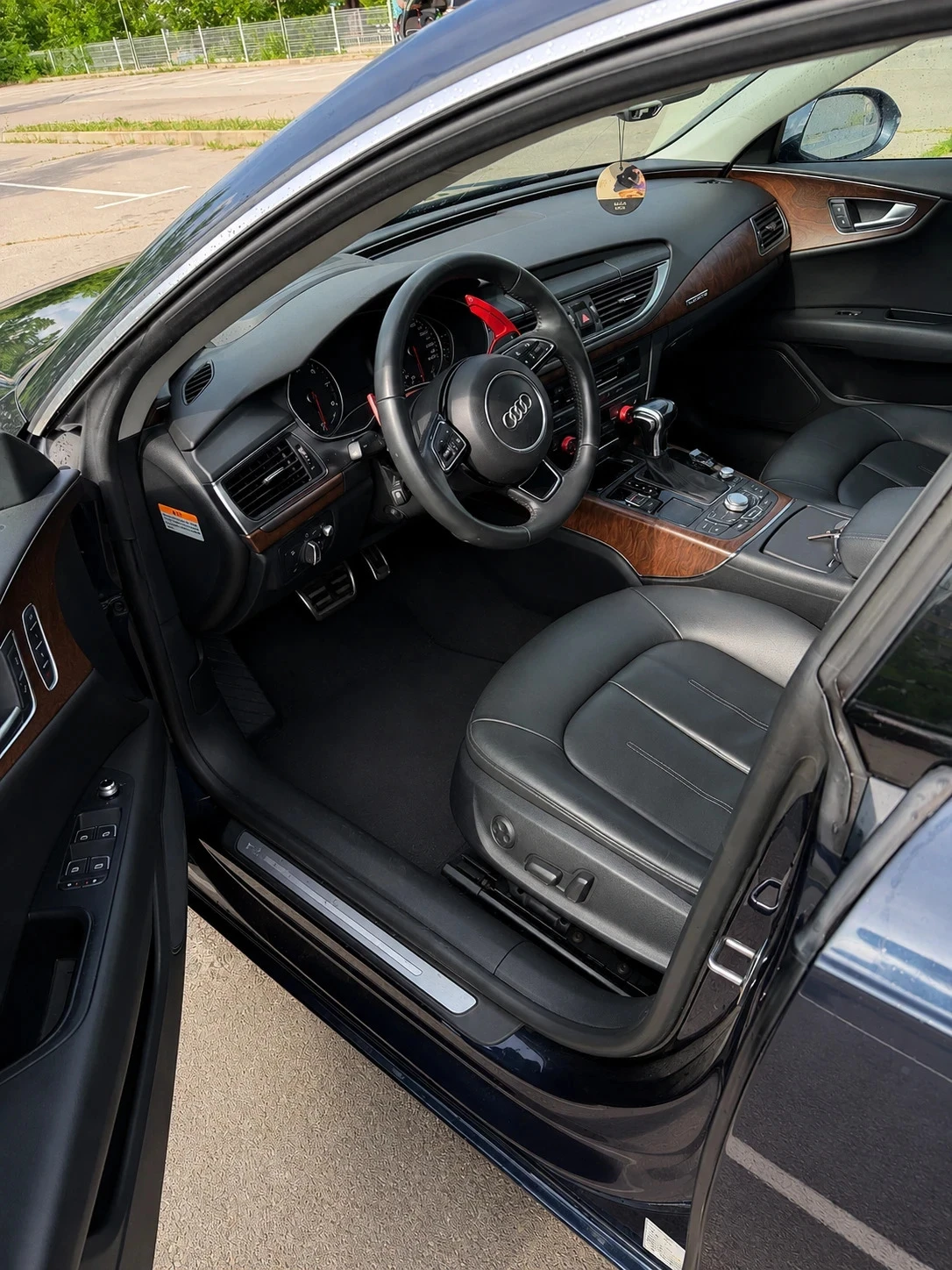 Audi A7 Лизинг / Quattro / Distronic / ТОП Екстр, снимка 8 - Автомобили и джипове - 55178628
