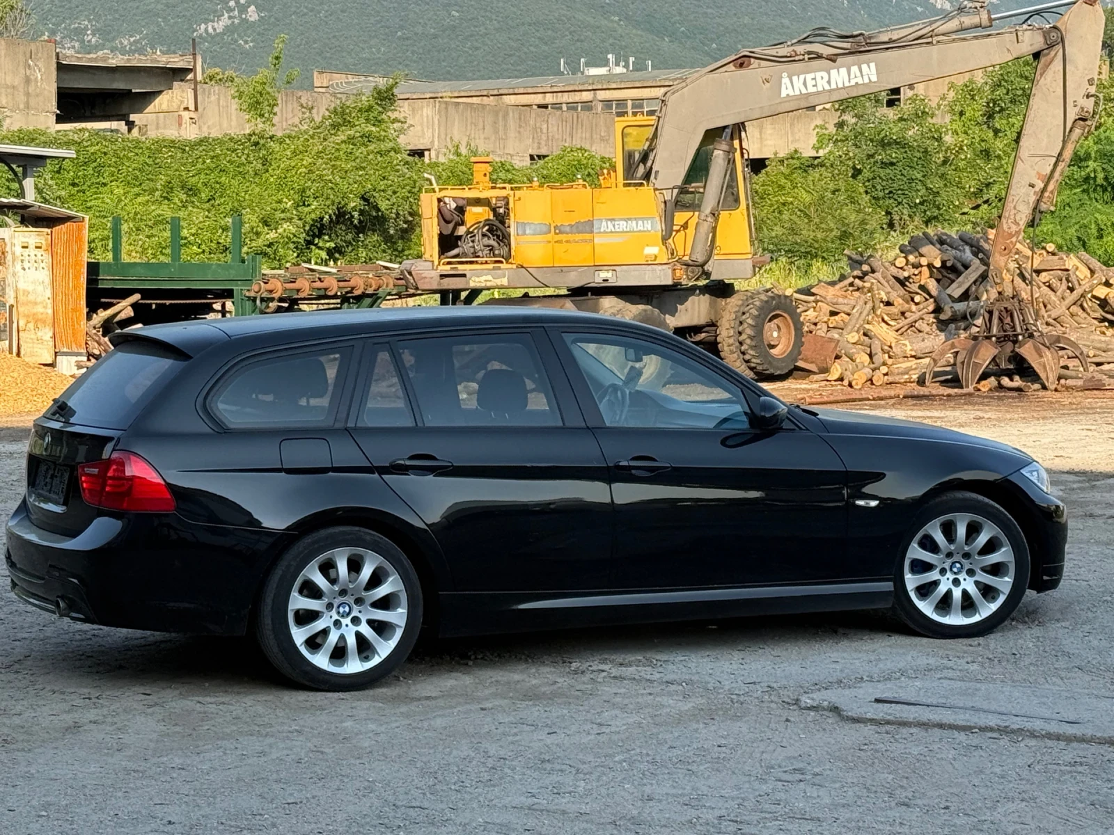 BMW 316 E91 320d, снимка 2 - Автомобили и джипове - 55385428