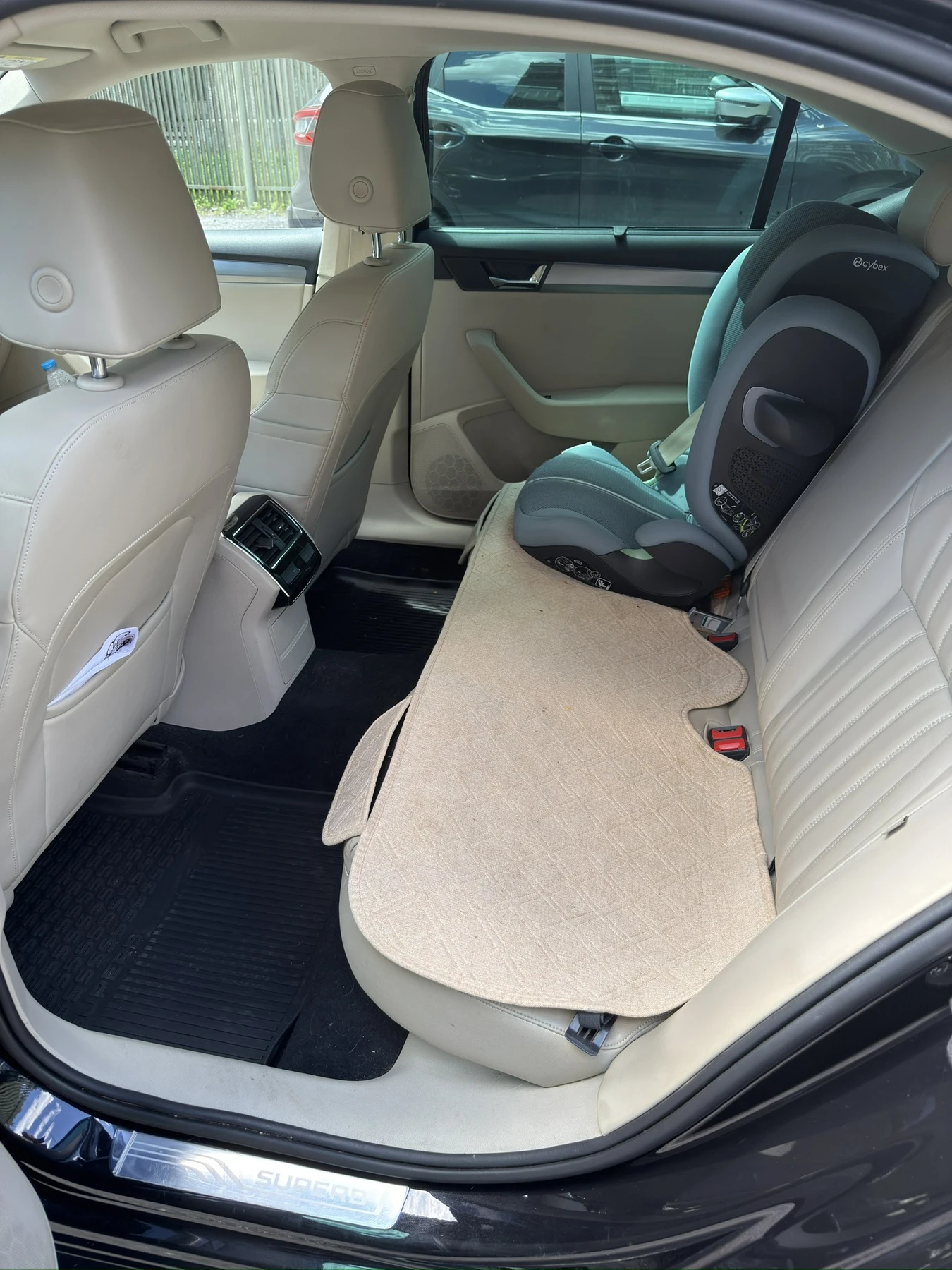 Skoda Superb 2.0tdi 190hp DSG, снимка 9 - Автомобили и джипове - 55547813