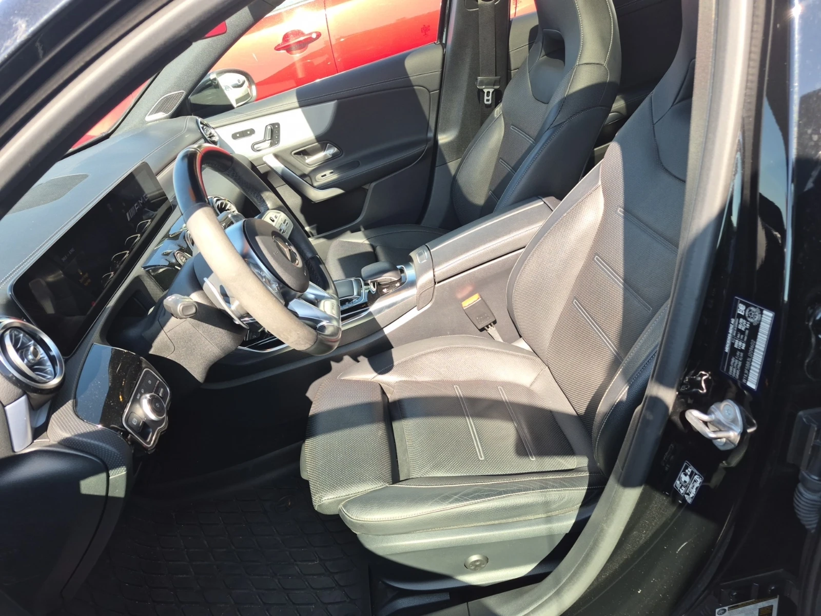 Mercedes-Benz A 35 AMG / АВТОКРЕДИТ, снимка 6 - Автомобили и джипове - 56167052